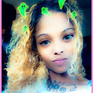 Meet your Posher, Jasmine